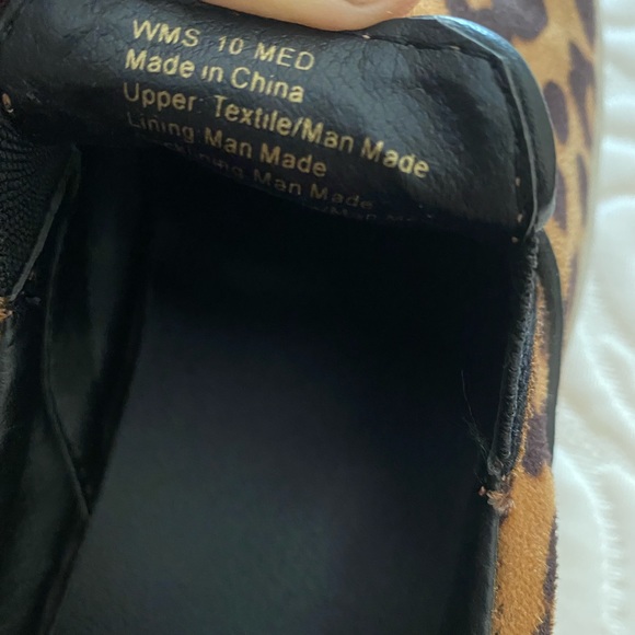 CANDIES 🐆CHEETAH PRINT 🐆SLIP ONS - Picture 5 of 5